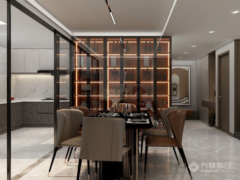 餐厅与客厅相通，格调上保持协调统一。灯带设计独特且有存在感，给予平整的天花恰如其分的装饰修润，也为整个用餐区提供了舒适光线和视觉重心。