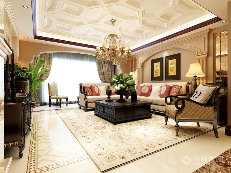精心设计的地面石材及拼花富于变化，细腻精致的细节，丰富的空间层次，搭配传统美式家具精致、厚重的形体，营造一种高贵的家具氛围。 严谨、沉稳而不是雍容气度的客厅氛围，软装的跳色配合硬装的质感。