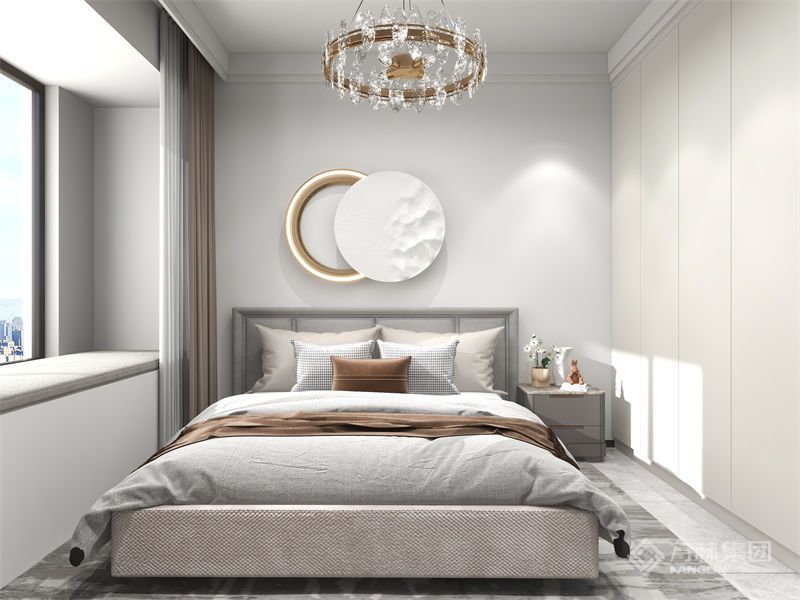 主色调为白搭配灰色地砖及灰色布艺家具最后米色柜子点缀整个空间