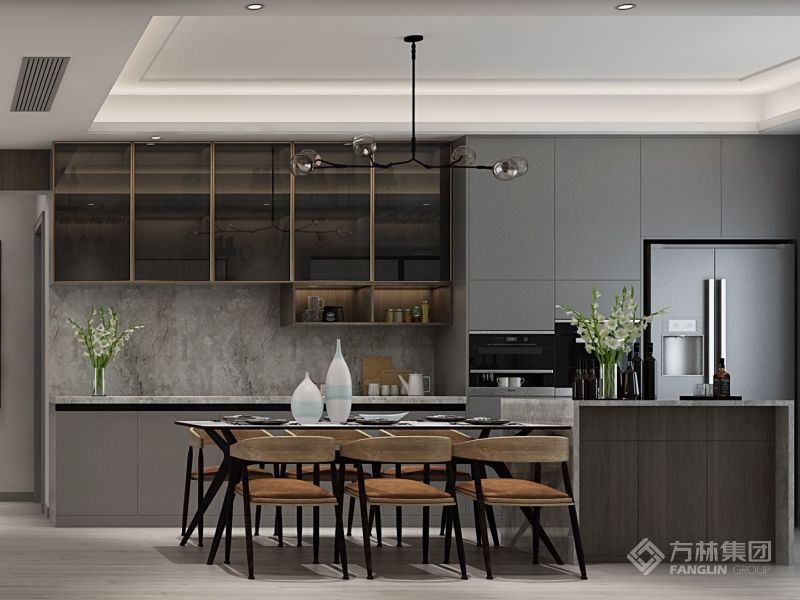 餐厅以极简的线条，柔和的色彩，打造了一个静谧悠然的空间。个性餐灯增加用餐氛围，定制艺术抽象画充满视觉张力，提升空间格调，精致的餐具、浪漫的花艺，搭配大理石、木质等不同材质的家具，餐厅空间整体雅致，并饱